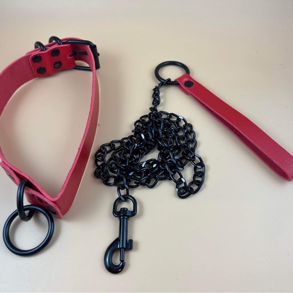 Punk Red Leather Harness Leash For Dogs New - Picture 2 of 2